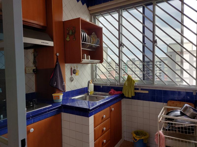 For Rent - 227 Simei Street 4