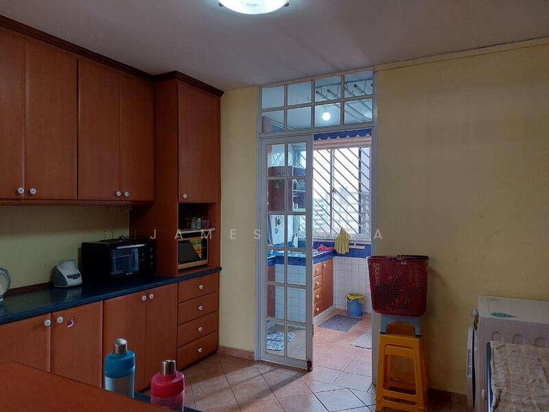 For Rent - 227 Simei Street 4