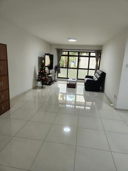 459 Clementi Avenue 3, 459 Clementi Avenue 3, Buona Vista / West Coast / Clementi New Town, 3 Bedrooms, 1,184 sqft, HDB Flat For Rent, by Chris Yong, 24178763 - Living Room - PropertyGuru.com.sg