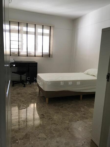 For Rent - 302 Clementi Avenue 4