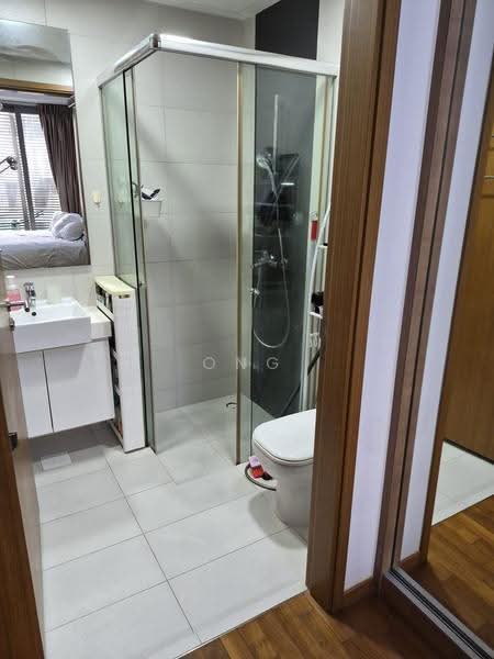 Idyllic Suites, 21 Lorong 30 Geylang, Eunos / Geylang / Paya Lebar, 1 Bedroom, 463 sqft, Condominium For Rent, by Ong Sok Hoen (Kelly), 24179365 - Bathroom - PropertyGuru.com.sg