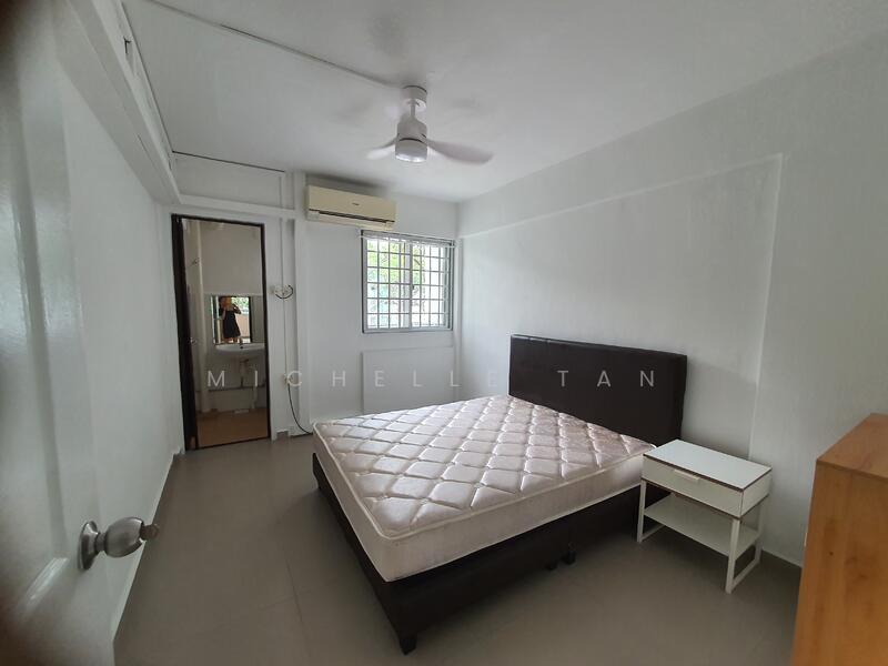 631 Ang Mo Kio Avenue 4, 631 Ang Mo Kio Avenue 4, 1,593 sqft, Shop / Shophouse For Sale, by Michelle Tan, 24179940 - CommercialGuru.com.sg