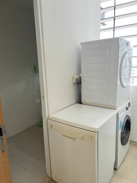 Urban Suites @ Hullet Road, 3 Hullet Road, 3 Bedrooms, 1,572 sqft, Condominium For Rent, by Grace Sy, 24180195 - PropertyGuru.com.sg