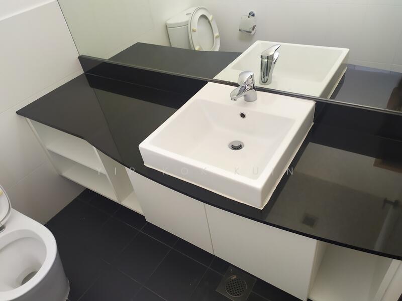 Palm Spring Condominium For Sale at S$ 7,000,000 | PropertyGuru Singapore - powder room with shower (lower floor)