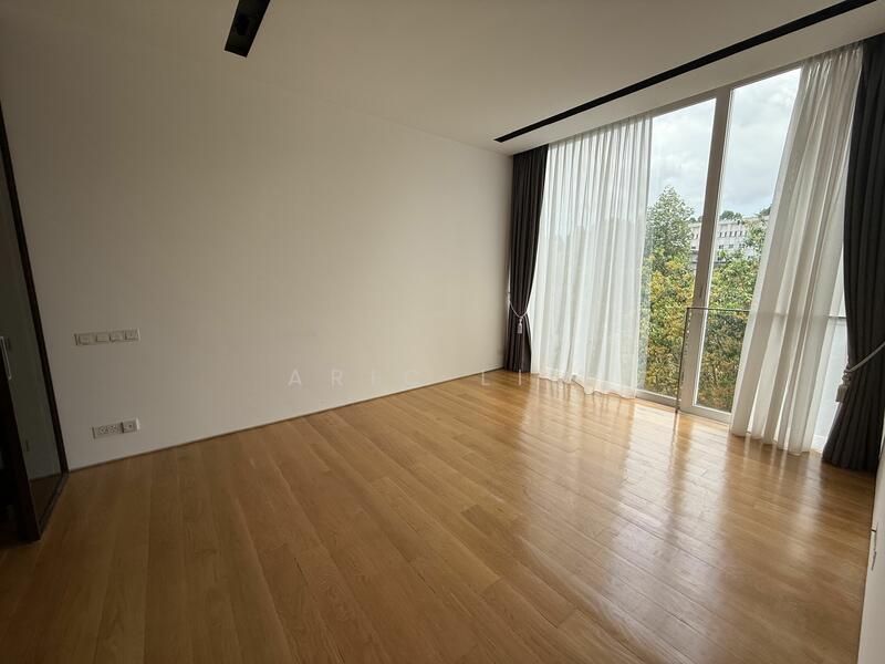For Sale - 8 Napier