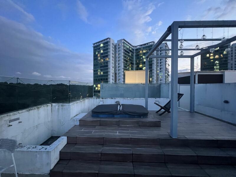 Natura Hillview, 18 Hillview Terrace, 3 Bedrooms, 1216 sqft, Condos