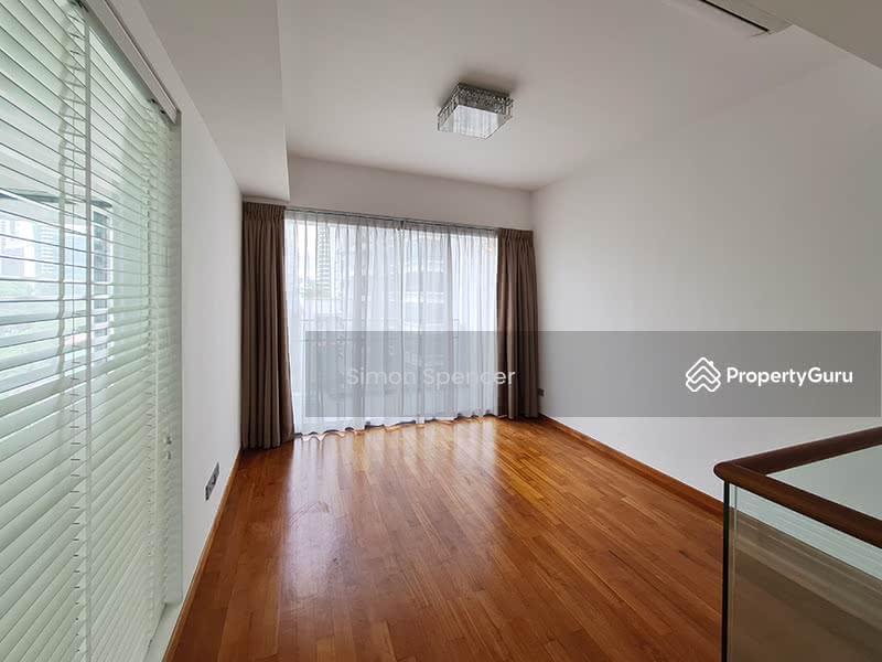 Mater Bedroom - Level 2