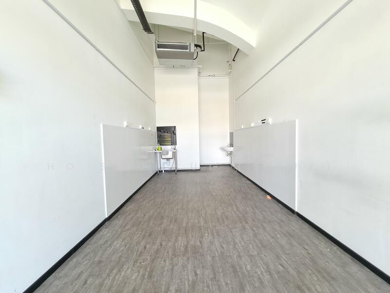 Eon Shenton, 70 Shenton Way, 291 sqft, Mall Shop For Sale, by Ho Soo Hui (Shue), 24183841 - CommercialGuru.com.sg