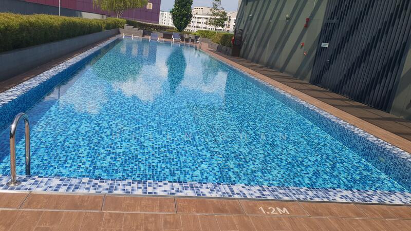 Woods Square, 8 Woodlands Square, 36,037 sqft, Office For Sale, by Helen Chan, 24183859 - Rooftop level (not for sales) Swimming pool Facilities - CommercialGuru.com.sg