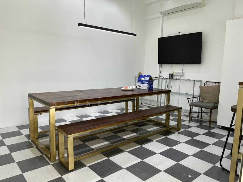 664 Yishun Avenue 4, 664 Yishun Avenue 4, 202 sqft, Shop / Shophouse For Rent, by Kenneth Wong, 24184254 - CommercialGuru.com.sg