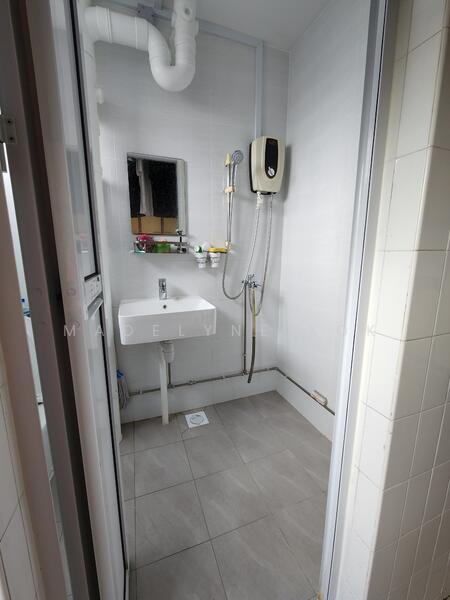 For Rent - 246 Bangkit Road
