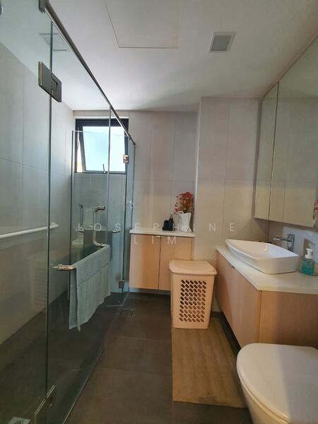 Tanglin View, 156 Prince Charles Crescent, 1 Bedroom, 872 sqft, Condominium For Rent, by Josephine Lim, 24185823 - PropertyGuru.com.sg