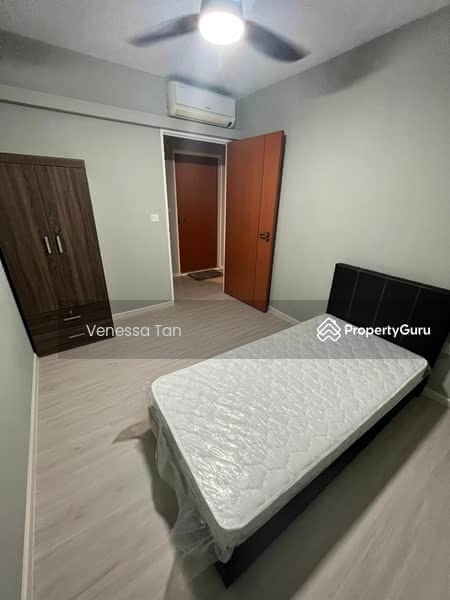 For Rent - 211C Compassvale Lane