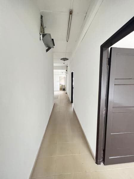 Walk Up Unit at Balestier Road No Facilities Good for Coliving Tenants, Balestier Road, Balestier / Toa Payoh, 3 Bedrooms, 1,200 sqft, Walk-up Apartment For Rent, by Ron Quek 郭伟洋, 24187202 - PropertyGuru.com.sg