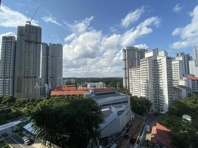 For Rent - Queens Peak