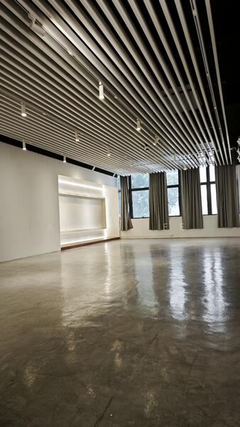 One Tannery, 1 Tannery Road, 5,000 sqft, Light Industrial (B1) For Rent, by Allan Lee, 24189294 - Level Airconditioned Showroom - CommercialGuru.com.sg