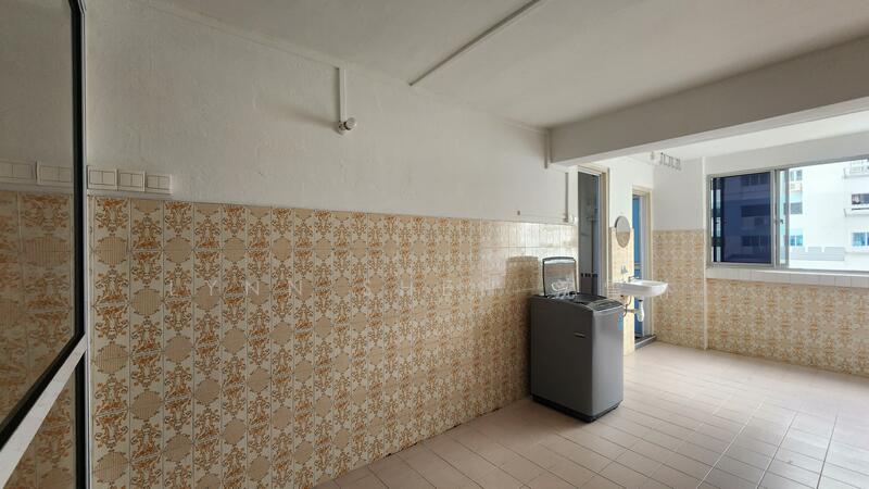 For Rent - 75 Marine Drive