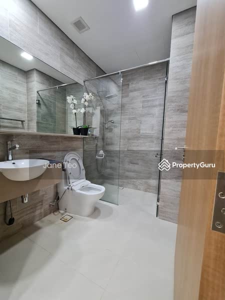 For Rent - Flora View
