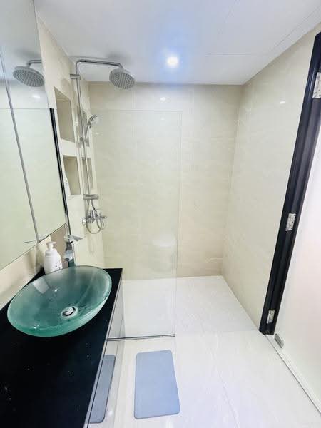 UE Square, 207 River Valley Road, Orchard / River Valley, 1 Bedroom, 506 sqft, Apartment For Rent, by Jerry Koh, 24189732 - Bathroom - PropertyGuru.com.sg