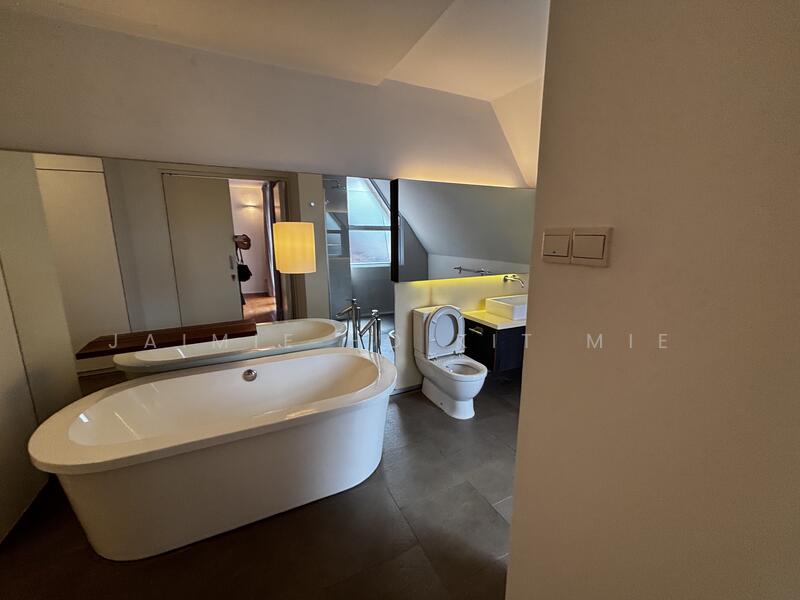 For Rent - Mount Faber Lodge