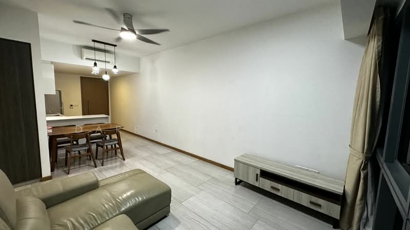 Lakeville, 9 Jurong Lake Link, 3 Bedrooms, 872 sqft, Condominium For Rent, by Darren Lim, 24190092 - PropertyGuru.com.sg