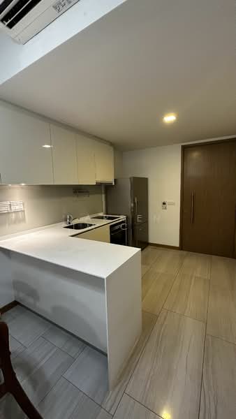 Lakeville, 9 Jurong Lake Link, 3 Bedrooms, 872 sqft, Condominium For Rent, by Darren Lim, 24190092 - PropertyGuru.com.sg
