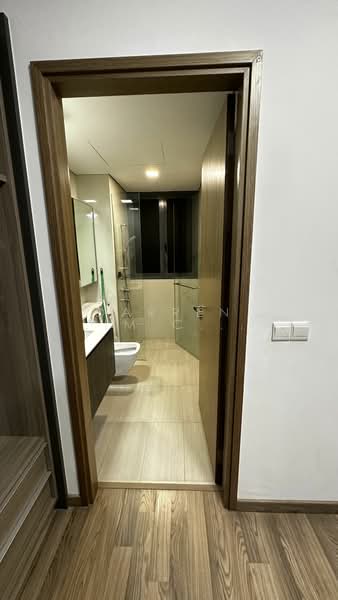 Lakeville, 9 Jurong Lake Link, 3 Bedrooms, 872 sqft, Condominium For Rent, by Darren Lim, 24190092 - PropertyGuru.com.sg