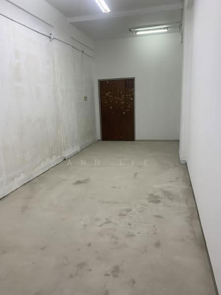 330 Ang Mo Kio Avenue 1, 330 Ang Mo Kio Avenue 1, Ang Mo Kio / Bishan / Thomson, 366 sqft, Shop / Shophouse For Rent, by Ann Lee, 24191104 - CommercialGuru.com.sg