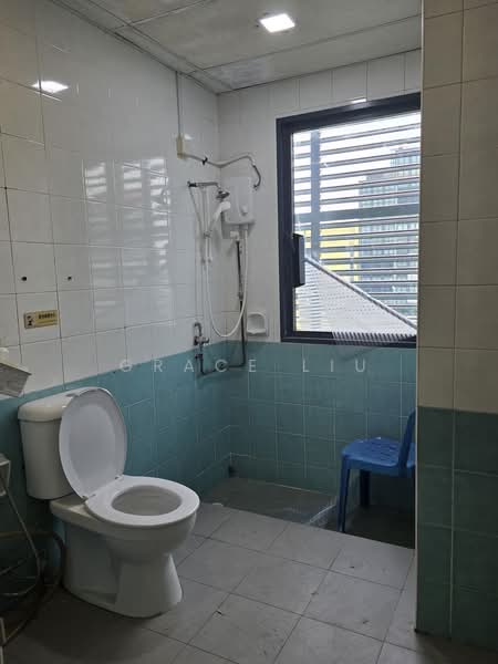 Toh Guan Centre, 21 Toh Guan Road East, 1,200 sqft, Factory / Workshop (B2) For Rent, by Grace Liu, 24193720 - CommercialGuru.com.sg