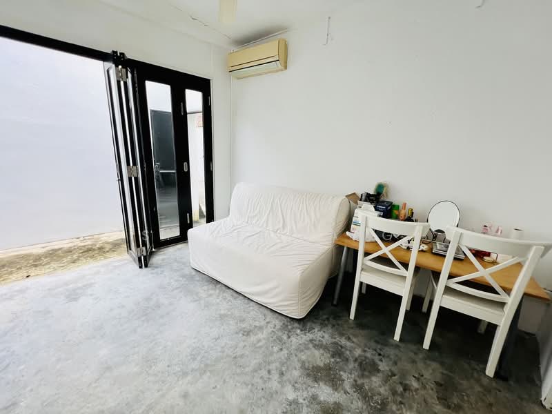 Mini Studio for Rent at Tanjong Katong, mins to MRT, Tanjong Katong Road, Studio, 208 sqft, Terraced House For Rent, by Silvia Yang, 24194002 - PropertyGuru.com.sg