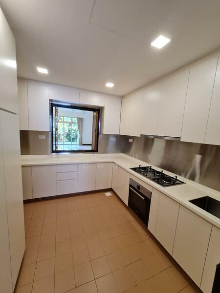 Renovated kitchen - photo 1