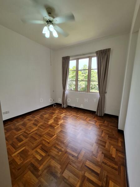 Master bedroom photo 1