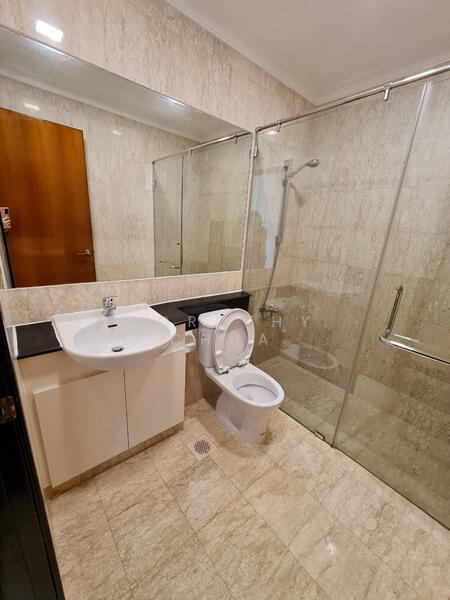 Master attached bathroom