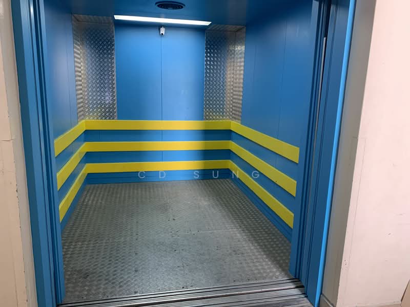 Ubi Centre, 57 Ubi Avenue 1, 450 sqft, Light Industrial (B1) For Rent, by CD Sung, 24194444 - CommercialGuru.com.sg