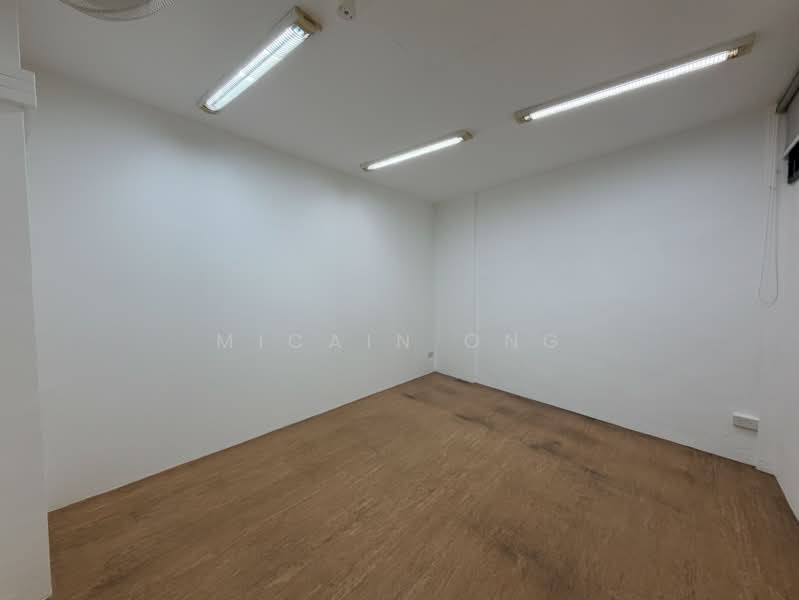 574 Ang Mo Kio Avenue 10, 574 Ang Mo Kio Avenue 10, Ang Mo Kio / Bishan / Thomson, 2,110 sqft, Shop / Shophouse For Sale, by Micain Ong, 24194843 - CommercialGuru.com.sg