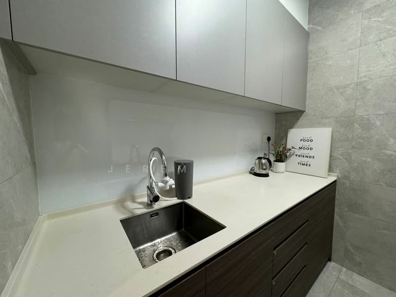 Stirling Residences, 21 Stirling Road, Room Rental, 200 sqft, Apartment For Rent, by Jeremy Toh, 24194891 - PropertyGuru.com.sg