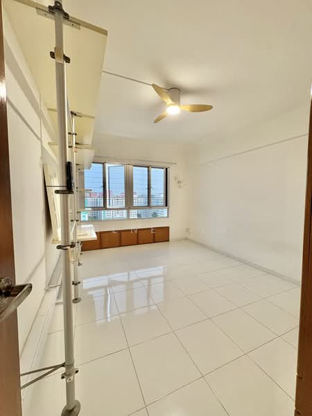647 Pasir Ris Drive 10, 647 Pasir Ris Drive 10, 3 Bedrooms, 1,593 sqft, HDB Flat For Rent, by Irene Lim, 24197014 - PropertyGuru.com.sg