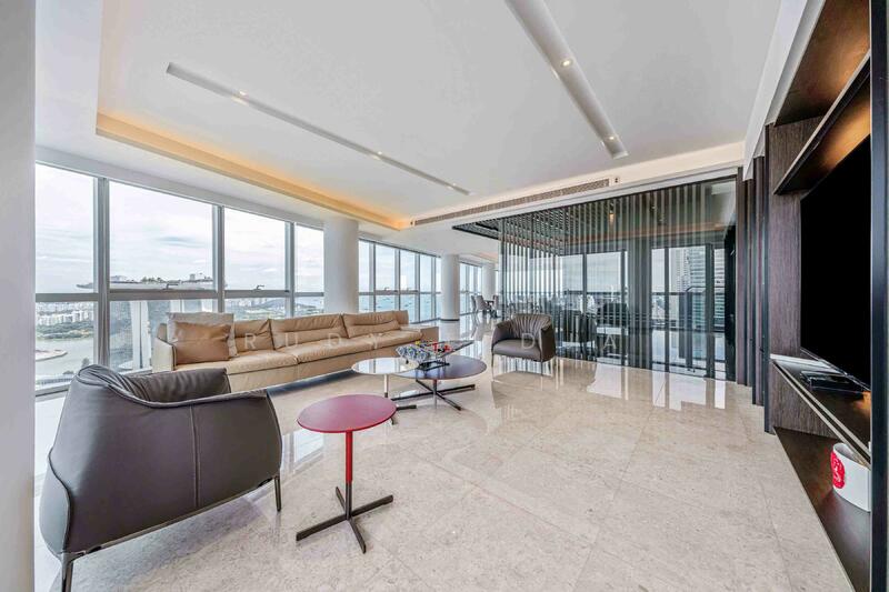 entertainment area w panoramic view