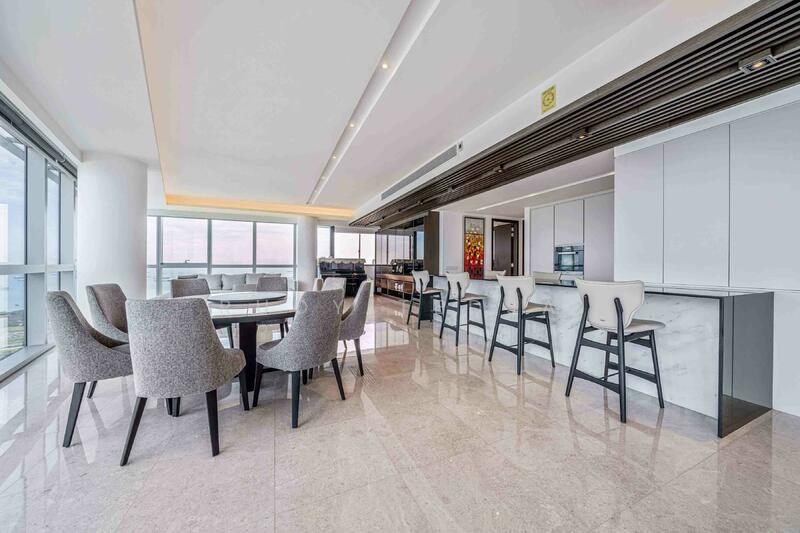 spacious  & unblocked view in living hall