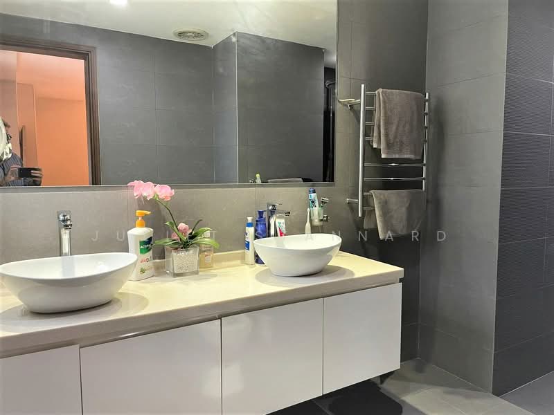 The Quayside, 60 Robertson Quay, 3 Bedrooms, 1,647 sqft, Apartment For Rent, by Juliet Stannard, 24200122 - PropertyGuru.com.sg