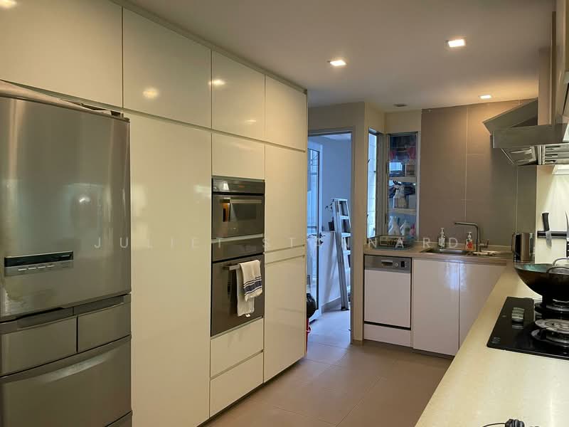 The Quayside, 60 Robertson Quay, 3 Bedrooms, 1,647 sqft, Apartment For Rent, by Juliet Stannard, 24200122 - PropertyGuru.com.sg
