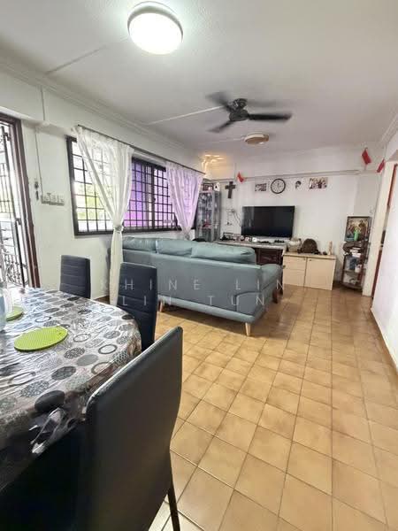 642 Yishun Street 61, 642 Yishun Street 61, 3 Bedrooms, 904 sqft, HDB Flat For Rent, by Khine Lin Lin Tun, 24200214 - PropertyGuru.com.sg