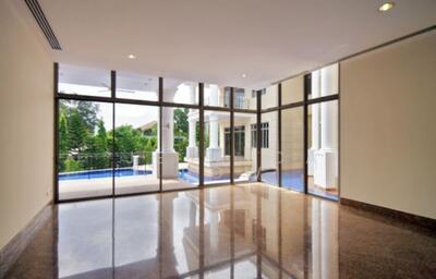 For Rent - Villas Holland