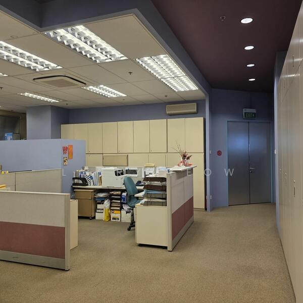 Ubi Techpark, 10 Ubi Crescent, 1,927 sqft, Light Industrial (B1) For Sale, by Larry Yeow, 24200854 - CommercialGuru.com.sg
