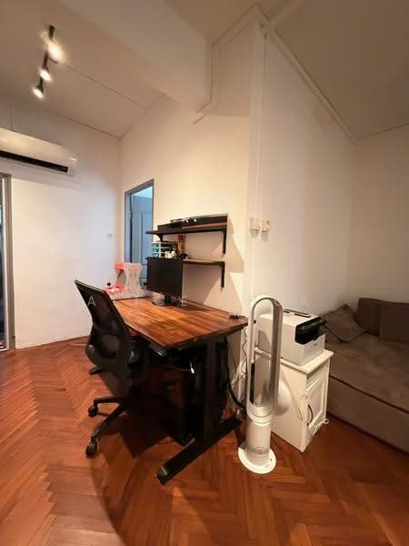 Kai Fook Mansion, 8 Kim Tian Road, Alexandra / Commonwealth, 3 Bedrooms, 1,001 sqft, Apartment For Rent, by Alice Phua, 24200926 - Study - PropertyGuru.com.sg