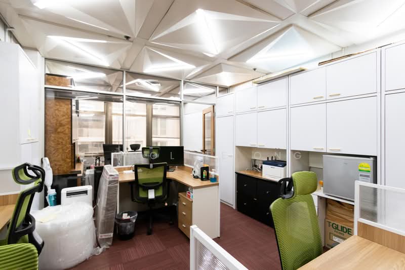 Peninsula Plaza, 111 North Bridge Road, 323 sqft, Office For Rent, by Caroline Ong, 24201855 - CommercialGuru.com.sg