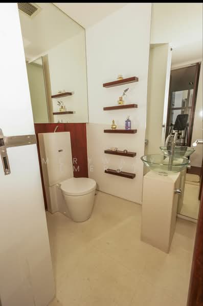 For Rent - The Lincoln Modern