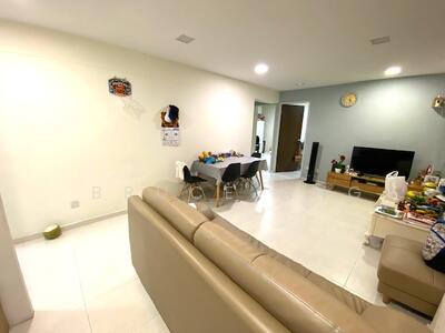 For Rent - 325A Sengkang East Way