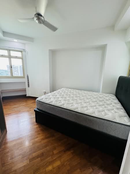 134 Edgedale Plains, 134 Edgedale Plains, 3 Bedrooms, 1,184 sqft, HDB Flat For Rent, by Wu QiuTing Felicia, 24203744 - PropertyGuru.com.sg