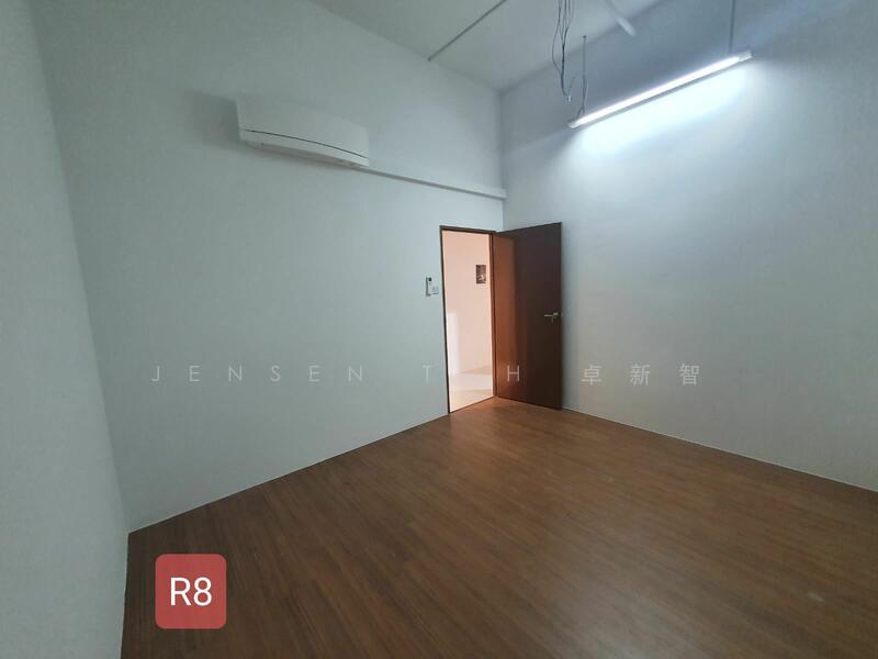 Woodlands 11, 11 Woodlands Close, 150 sqft, Light Industrial (B1) For Rent, by Jensen Toh 卓新智, 24204257 - CommercialGuru.com.sg